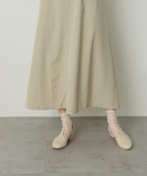 SENSE OF PLACE by URBAN RESEARCH（センスオブプレイスバイアーバンリサーチ）の「セパレートTストラップシューズ（その他シューズ・レディース・BLACK/IVORY・S/M/L）」の4枚目の写真