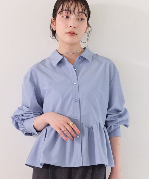 VIS(ビス)の「ウエーブヘムペプラムシャツ(シャツ/ブラウス・レディース・ホワイト/ブルー/イエロー・F)」の8枚目の写真