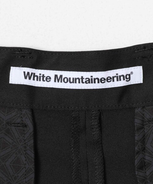 EKAL(エカル)の「White Mountaineering 8 TUCK WIDE SHORT PANTS(その他パンツ・メンズ・BLACK/CHARCOAL/KHAKI・2/3)」の10枚目の写真