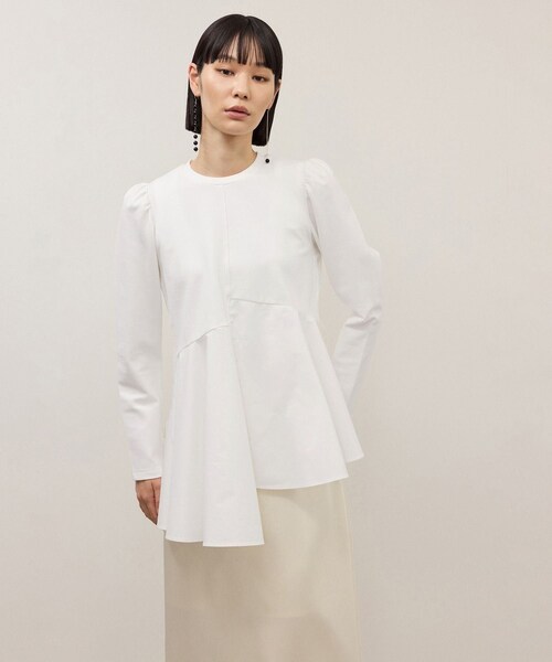 ADAM ET ROPE'(アダムエロペ)の「【WEB限定】・【定番】フリルペプラムロングスリーブカットソー(Tシャツ/カットソー・レディース・ブラック/ホワイト・F)」の11枚目の写真