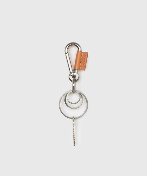 ADAM ET ROPE'（アダムエロペ）の「【HenderScheme/エンダースキーマ】Karabiner（キーホルダー・メンズ・ブラック/キナリ・F）」の5枚目の写真
