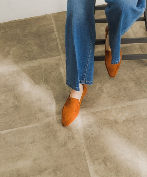 URBAN RESEARCH(アーバンリサーチ)の「SHISEI CHISEL TOE SUEDE SLIIPON(スリッポン・レディース・BRICK/D.BROWN・22.5/23.5/24.5)」の10枚目の写真