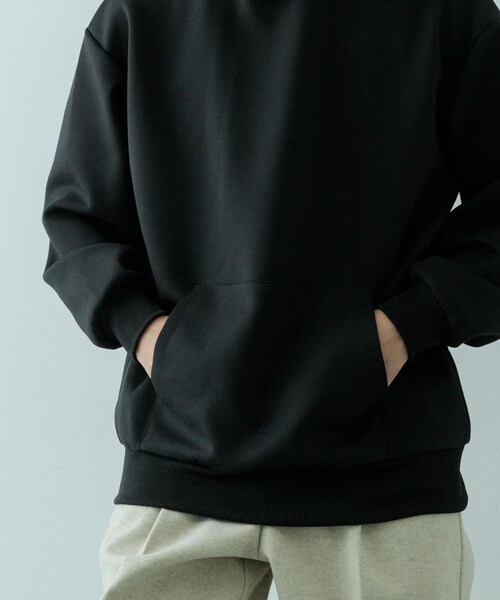 ITEMS URBANRESEARCH（アイテムズ アーバンリサーチ）の「ストレッチダンボール クルーネックプルオーバー（スウェット・メンズ・BEG/BRN/BLK/YEL・M/L）」の9枚目の写真