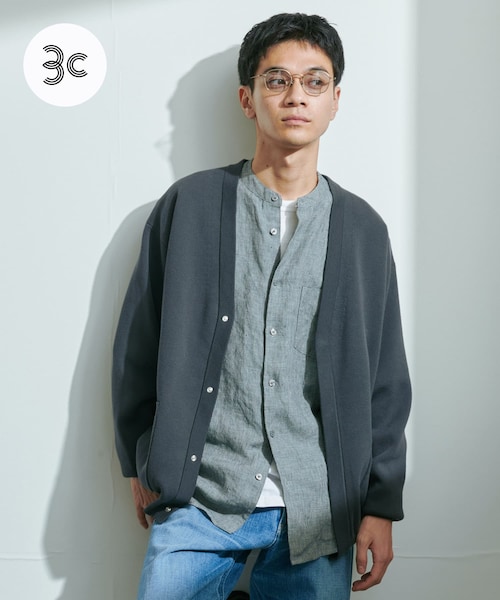 URBAN RESEARCH DOORS（アーバンリサーチドアーズ）の「『UR TECH Renew Knit』Vネックカーディガン（カーディガン/ボレロ・メンズ・GRAY/CHARCOAL/LIGHTBROWN・M/L）」の2枚目の写真
