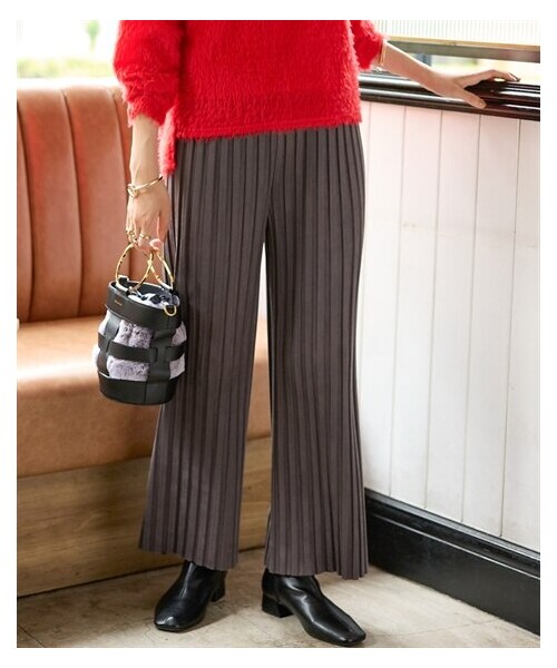 nissen（ニッセン）の「大きいサイズ フェイクスウェードプリーツパンツ（ゆったりヒップ）（パンツ・レディース・アイボリー/グレージュ/ダークグレー・L/LL/3L/4L/5L/6L/8L/10L）」の18枚目の写真