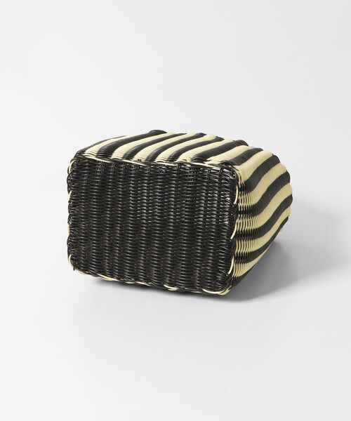 URBAN RESEARCH（アーバンリサーチ）の「LALO　Dita Medium（かごバッグ・レディース・BK×OFF WH・M）」の5枚目の写真