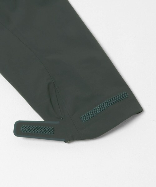 URBAN RESEARCH(アーバンリサーチ)の「『別注』Descente×URBAN RESEARCH CREAS(マウンテンパーカー・メンズ・CHARCOAL・M/L/O/XO)」の6枚目の写真
