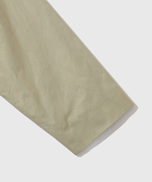 ADAM ET ROPE'(アダムエロペ)の「【blurhms/ブラームス】Cotton Gabardine Trench Coat(ダウンジャケット/コート・メンズ・カーキ・3/4)」の6枚目の写真