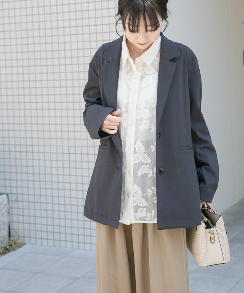ITEMS URBANRESEARCH(アイテムズ アーバンリサーチ)の「ルーズテーラード強撚ジャケット(テーラードジャケット・レディース・KHK/Y.BEG/CHA・Free)」の1枚目の写真