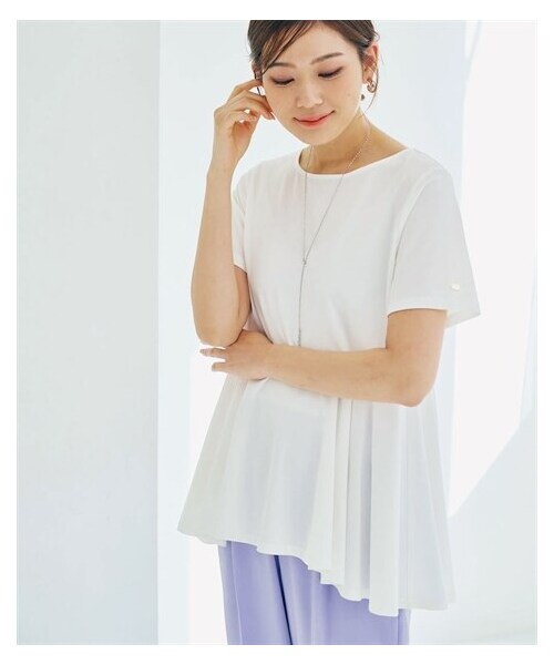 nissen（ニッセン）の「イレギュラーヘムワンポイントペプラムTシャツ（接触冷感）（Tシャツ/カットソー・レディース・黒/オフホワイト・S/M/L/LL）」の5枚目の写真