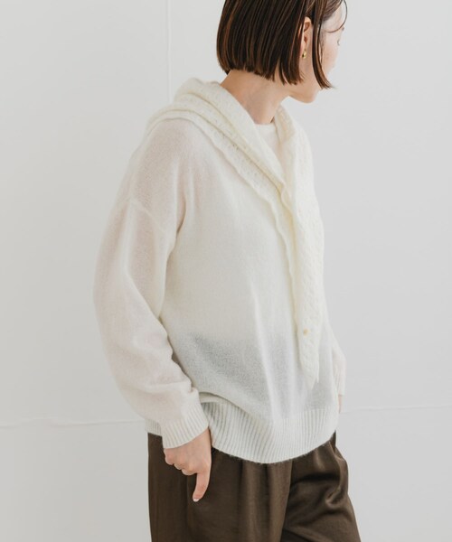 URBAN RESEARCH ROSSO（アーバンリサーチロッソ）の「F by ROSSO　ヘアリーニットプルオーバー+ニットスカーフ（ニット/セーター・レディース・OFF WHITE/BEIGE/GRAY・FREE）」の6枚目の写真