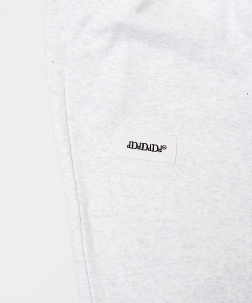 URBAN RESEARCH（アーバンリサーチ）の「dDdDdDd　WIDE TAPERED SWEAT PANTS（スウェットパンツ・メンズ・M.GRAY/WHITE/BLACK/NAVY・S/M/L/XL/XXL）」の7枚目の写真