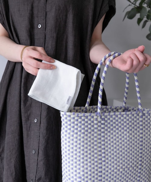 URBAN RESEARCH DOORS（アーバンリサーチドアーズ）の「DOORS LIVING PRODUCTS　ガーゼハンカチ（タオル・メンズ・グレー/ナチュラル/ライトグレー/オフホワイト/ネイビー・-）」の13枚目の写真