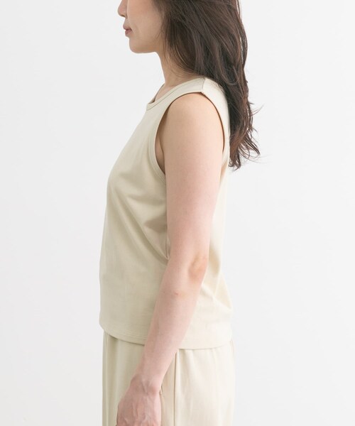 URBAN RESEARCH Sonny Label（アーバンリサーチサニーレーベル）の「SLAB　comfort tanktop（タンクトップ・レディース・クリーム/ブラック・FREE）」の13枚目の写真