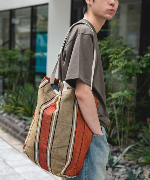 URBAN RESEARCH DOORS（アーバンリサーチドアーズ）の「2WAYストライプトートバッグ（トートバッグ・メンズ・GREEN/L.BLUE/ORANGE・-）」の19枚目の写真