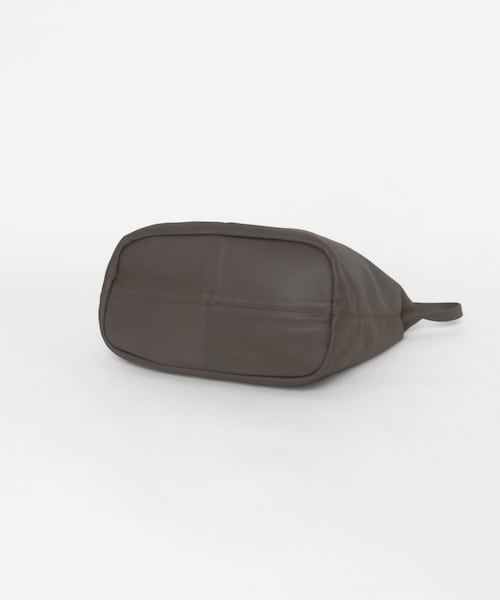 URBAN RESEARCH(アーバンリサーチ)の「『別注』Morphee×URBS 3WAY MEDIUM TOTE L(トートバッグ・メンズ・NAPPA CHL・ML)」の6枚目の写真