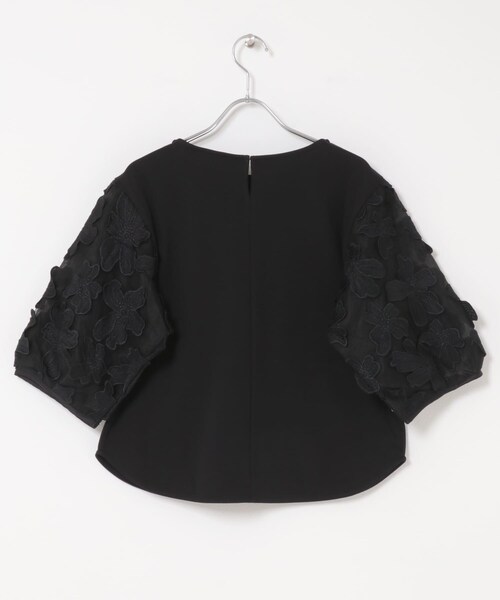 URBAN RESEARCH ROSSO（アーバンリサーチロッソ）の「『WEB限定』フラワードッキングカットソー（Tシャツ/カットソー・レディース・WHITE/BLACK/GRAY/YELLOW・Free）」の9枚目の写真