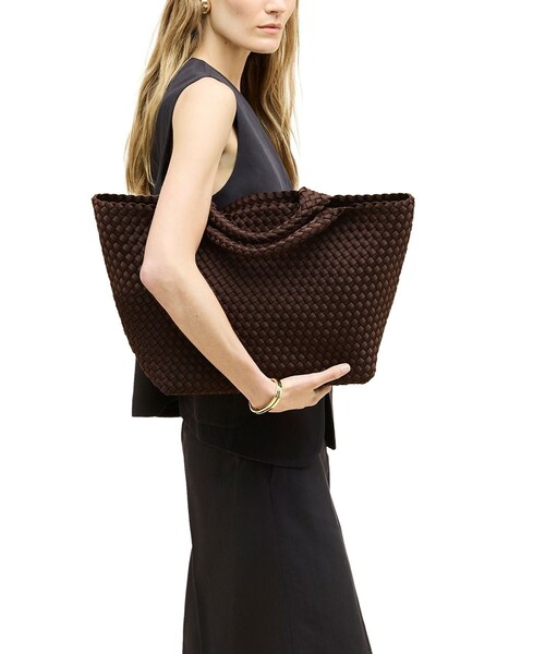 ADAM ET ROPE'(アダムエロペ)の「【NAGHEDI(ナゲディ)】ST BARTHS medium TOTE(core)(トートバッグ・レディース・ダークブラウン/ライトグレー/キャメル・F)」の12枚目の写真