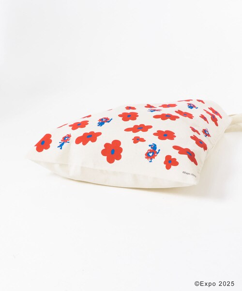 THE GOODLAND MARKET（ザグッドランドマーケット）の「EXPO2025 TOTE-FLOWER（トートバッグ・レディース・オフホワイト/グレー・One）」の13枚目の写真