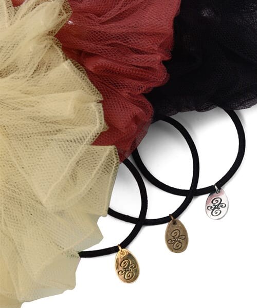 URBAN RESEARCH（アーバンリサーチ）の「EMO ease  ポップコーンシュシュ バングル＆ヘアゴム（ヘアゴム・レディース・BEG/ボルドー/BLK・-）」の6枚目の写真