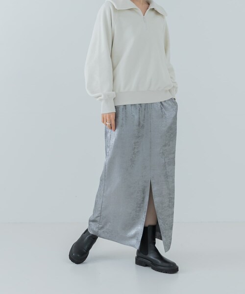 URBAN RESEARCH(アーバンリサーチ)の「グリッターロングスカート(スカート・レディース・SILVER/BROWN・FREE)」の3枚目の写真