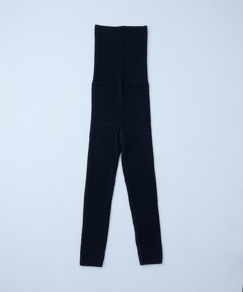 ADAM ET ROPE'(アダムエロペ)の「【J'aDoRe・店舗限定】【Y YO_cashmere(イーヨ カシミヤ)】cable long leggings(レギンス/スパッツ・レディース・ブラック/グレー/ネイビー・F)」の22枚目の写真
