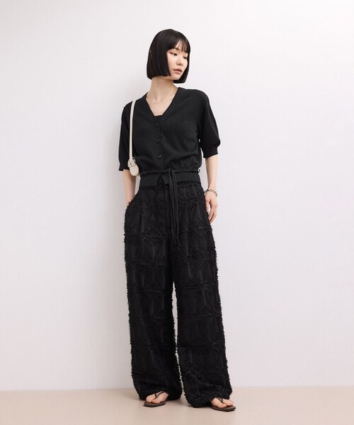 ADAM ET ROPE'(アダムエロペ)の「【WEB限定】フリンジジャガードパンツ(その他パンツ・レディース・ブラック/ホワイト/ダークブラウン系・36/38)」の14枚目の写真