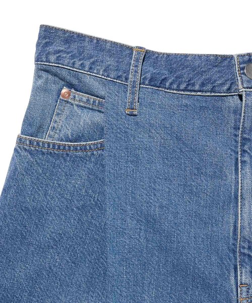 ADAM ET ROPE'(アダムエロペ)の「【URU/ウル】DENIM SHORTS(デニムパンツ・メンズ・ブルー系・1/2)」の7枚目の写真