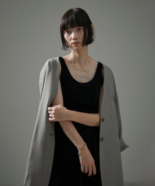 ADAM ET ROPE'（アダムエロペ）の「ブラパッド付タンクトップ-CreamyCotton /クリーミーコットン-（タンクトップ・レディース・ベージュ/ブラック/オフホワイト・F）」の9枚目の写真