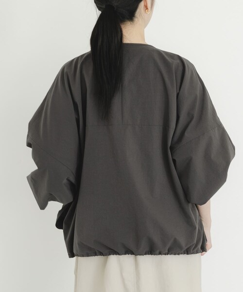 EKAL（エカル）の「『吸水速乾/通気性/軽量』DOT AIR CARDIGAN（カーディガン/ボレロ・レディース・ブラック/ブラウン/チャコール・One）」の16枚目の写真