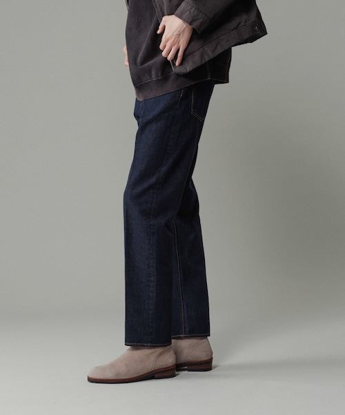 ADAM ET ROPE'(アダムエロペ)の「スリム テーパード デニムパンツ(デニムパンツ・メンズ・ブラック系/ネイビー・L/M/S)」の17枚目の写真