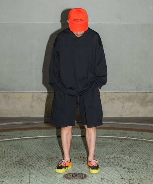 URBAN RESEARCH(アーバンリサーチ)の「Wide Dad BREEZY TECH CARGO SHORTS(その他パンツ・メンズ・D.NAVY/BLACK/CHARCOAL・1/2)」の6枚目の写真