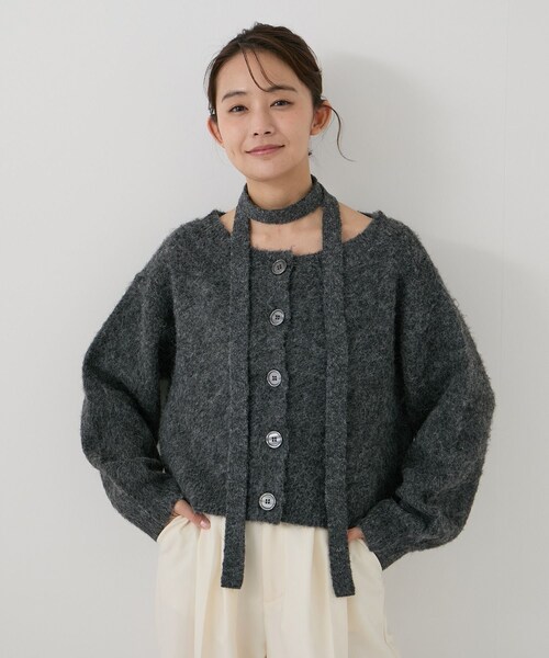 Jayro(ジャイロ)の「チョーカー付き前後2WAYカーディガン(カーディガン/ボレロ・レディース・チャコール/ライトグレー/オフホワイト/ダークブラウン・M)」の7枚目の写真