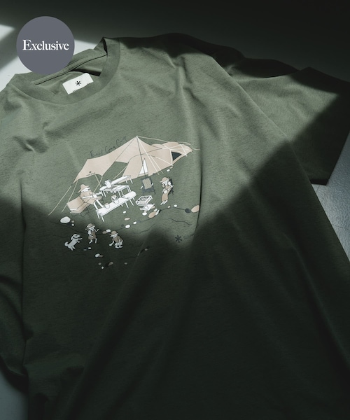 URBAN RESEARCH DOORS(アーバンリサーチドアーズ)の「『別注』Snow Peak Apparel×DOORS WA/AC FAMILY CAMP T-SHIRTS(Tシャツ/カットソー・メンズ・WHITE/CHARCOAL/BROWN/FOLIAGE・M/L/XL)」の4枚目の写真