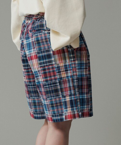 ADAM ET ROPE'(アダムエロペ)の「パッチワーク マドラスチェック ワイド イージーショーツ / セットアップ対応(その他パンツ・メンズ・ホワイト系/ネイビー系/レッド系・L/M)」の19枚目の写真