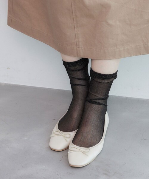 ROPE' PICNIC（ロペピクニック）の「シアーラメソックス（ソックス/靴下・レディース・ブラック/ホワイト系/ローズピンク/シルバー/グリーン系/ピンク・F）」の6枚目の写真