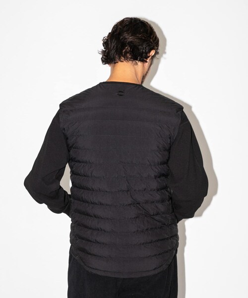 URBAN RESEARCH Sonny Label（アーバンリサーチサニーレーベル）の「OOPS　インナー中綿ベスト（その他アウター・メンズ・BLACK/NAVY・M/L）」の12枚目の写真