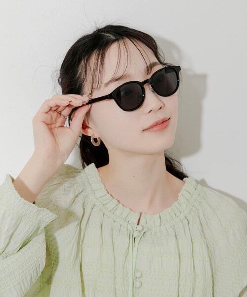 SMELLY（スメリー）の「ボスリントンサングラス（メガネ・レディース・M.BLK/BLK/PPL/CLR/Y.CLR/BLK・-）」の17枚目の写真