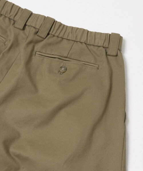 URBAN RESEARCH DOORS（アーバンリサーチドアーズ）の「1タックワイドストレートチノパンツ（その他パンツ・メンズ・BEIGE/NAVY・M/L）」の5枚目の写真