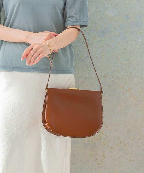 URBAN RESEARCH ROSSO（アーバンリサーチロッソ）の「LUMEN　LUNE FORME BAG（ハンドバッグ・レディース・softblack/cognac brn・FREE）」の9枚目の写真