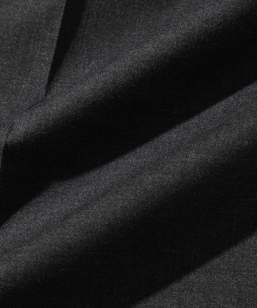 ADAM ET ROPE'(アダムエロペ)の「【AURALEE/オーラリー】ULTRA FINE TROPICAL WOOL TWO-TUCK SLACKS(スラックス・メンズ・チャコール/カーキ・3/4/5)」の17枚目の写真