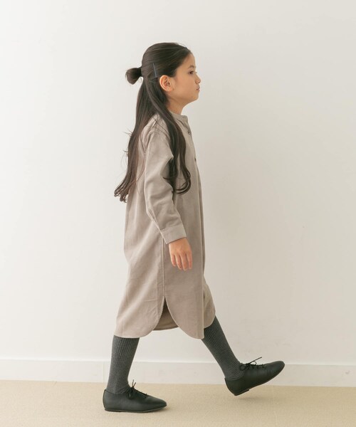 URBAN RESEARCH DOORS（アーバンリサーチドアーズ）の「『親子リンク』『UR TECH』コーデュロイシャツワンピース(KIDS)（ワンピース・キッズ・GREIGE/GRAY/MUSTARD・105/120/135）」の22枚目の写真