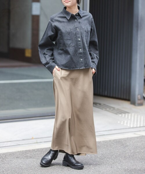 URBAN RESEARCH DOORS(アーバンリサーチドアーズ)の「FORK&SPOON ペーパーブレンドデニムシャツ(シャツ/ブラウス・レディース・BLUE/BLACK・1)」の10枚目の写真