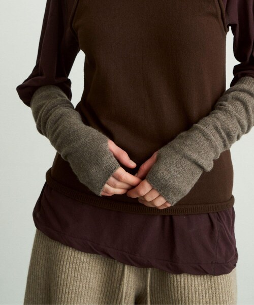URBAN RESEARCH DOORS(アーバンリサーチドアーズ)の「unfil wool fingerless gloves(ベルト・レディース・l.gray/red/d.mocha・1)」の4枚目の写真