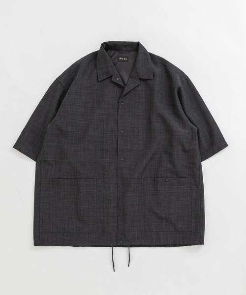 EKAL（エカル）の「『吸水速乾/UVカット/UR TECH』ハイツイストショートスリーブシャツ（シャツ/ブラウス・メンズ・モカグレー/チャコール・M/L）」の3枚目の写真