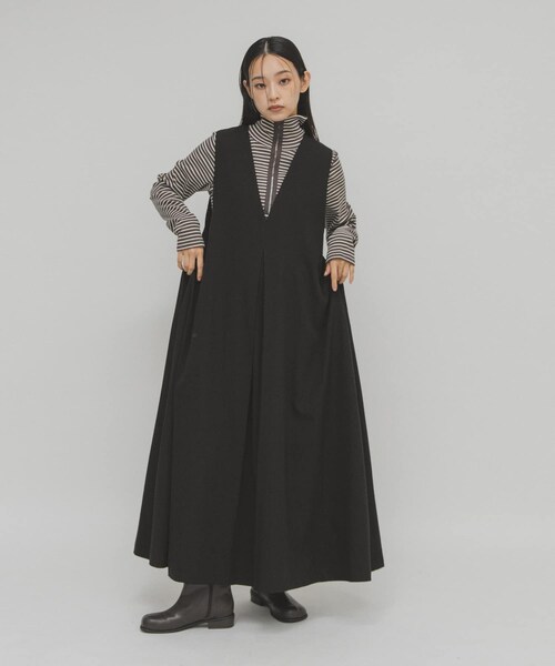 KBF（ケイビーエフ）の「『一部WEB限定カラー』2WAYフレアジャンパースカート（ワンピース・レディース・CHARCOAL/BLACK/BROWN×BLU/NAVY・36/38）」の8枚目の写真