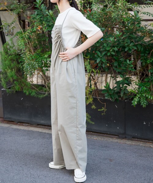 URBAN RESEARCH DOORS(アーバンリサーチドアーズ)の「FORK&SPOON サイドギャザーサロペット(サロペット/オーバーオール・レディース・KHAKI/BLACK・1/2)」の21枚目の写真