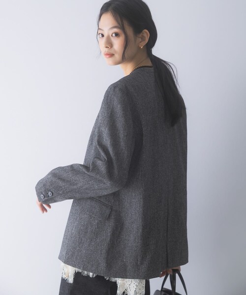 URBAN RESEARCH ROSSO（アーバンリサーチロッソ）の「シルクネップVネックジャケット（ノーカラージャケット・レディース・BLACK/BROWN・36/38）」の8枚目の写真