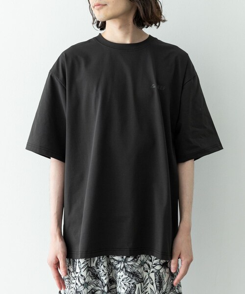 URBAN RESEARCH Sonny Label（アーバンリサーチサニーレーベル）の「REEF　1POINT LOGO RASH SHORT-SLEEVE T-SHIRTS（Tシャツ/カットソー・メンズ・WHT/BLK・M/L）」の8枚目の写真