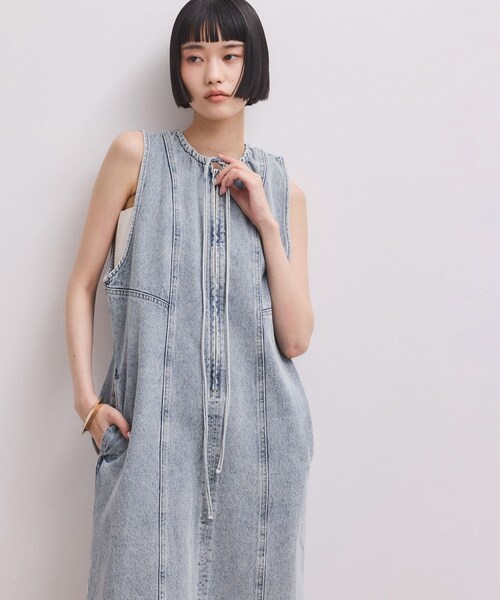 ADAM ET ROPE'（アダムエロペ）の「【WEB限定】ドロストネックデニムワンピース（ワンピース・レディース・ブラック系/ブルー系・36/38）」の14枚目の写真